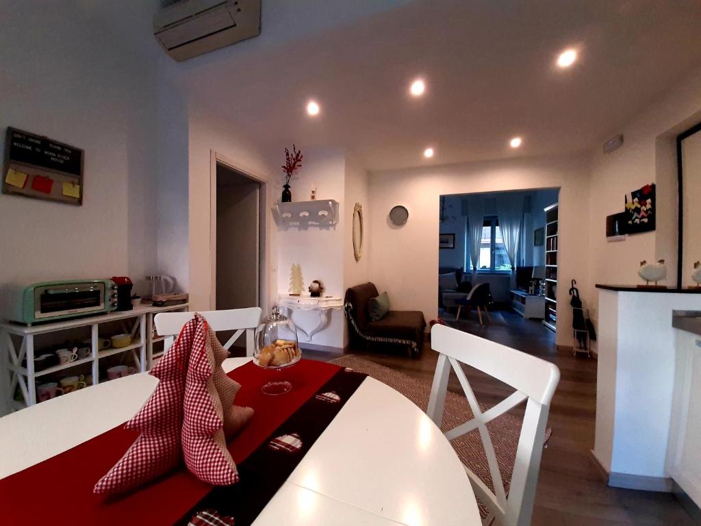 Moon river House room 1